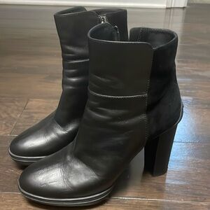 Tod’s Leather Boots